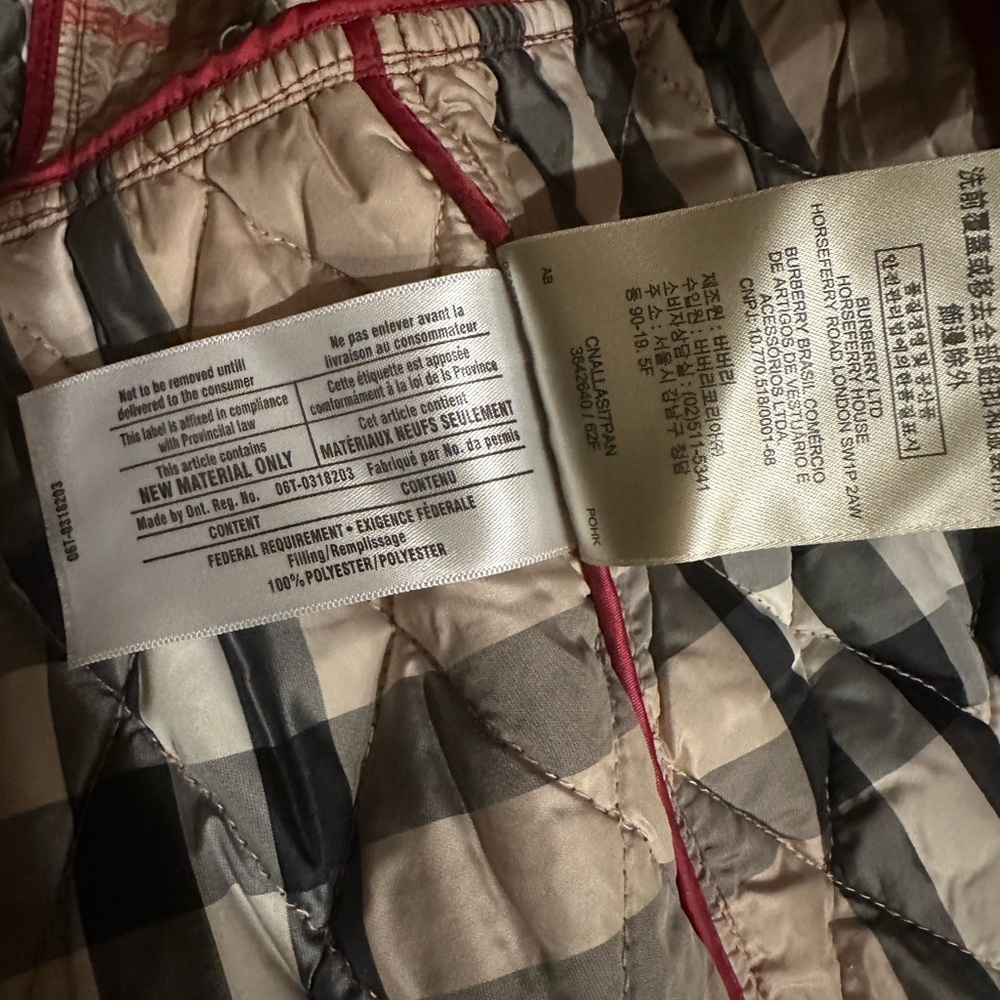 Burberry Red Quilted Jacket women’s size M - Picture 9 of 13